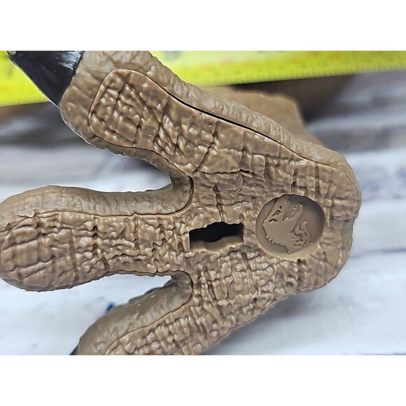 Jurassic World Camp Cretaceous Isla Nublar Epic Roarin' Tyrannosaurus Rex B777 - Picture 11 of 13